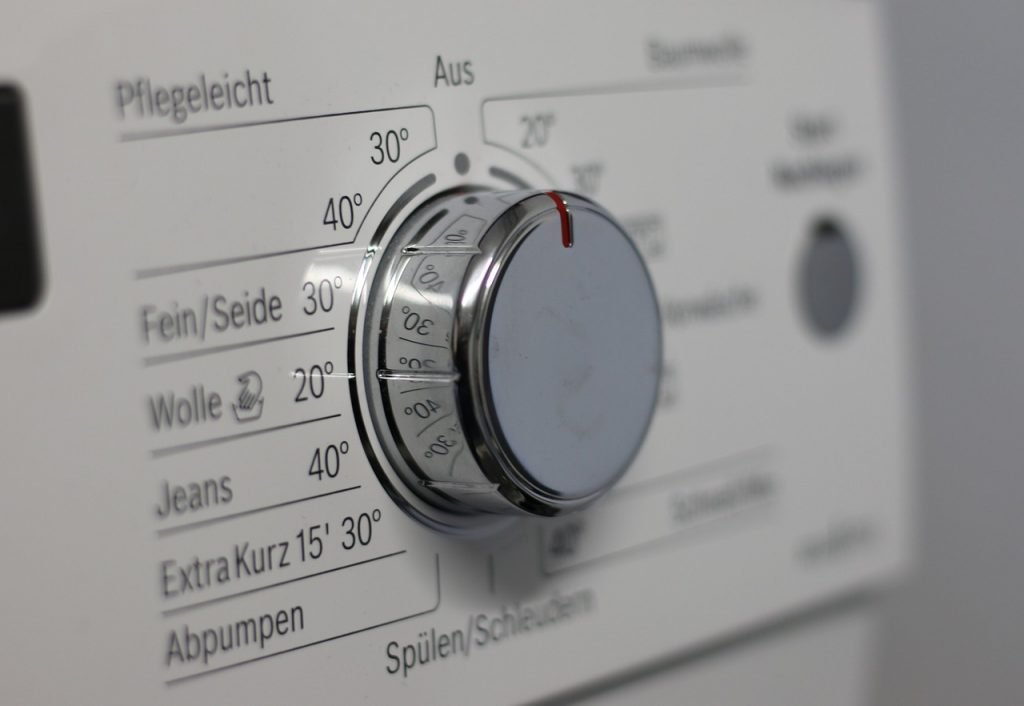 Image of Smart Help Diagnosis Technology used in LG Front Load Washing Machine